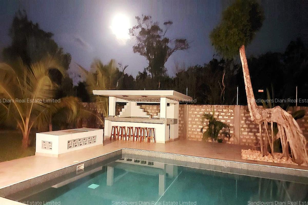 5 Bed Villa with En Suite in Diani - 11