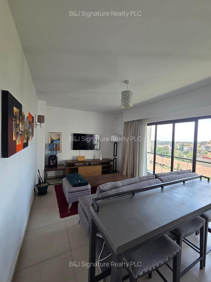 Serviced 1 Bed Apartment with En Suite in Lavington - 2