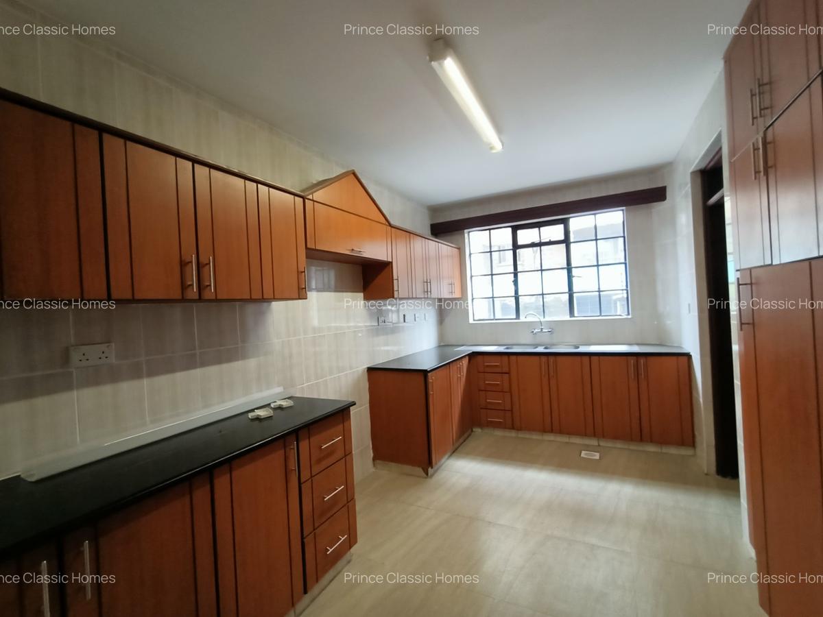3 Bed Apartment with En Suite in Kileleshwa - 11