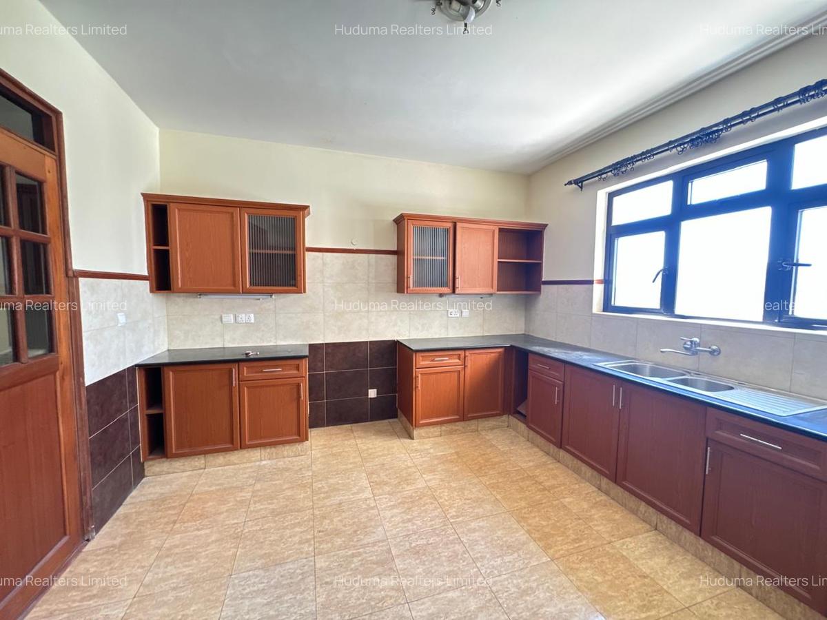 2 Bed Apartment with En Suite at Menelik Road - 5