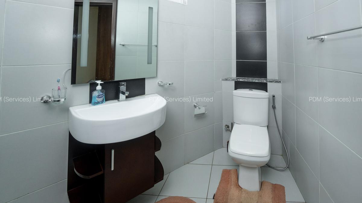 4 Bed Apartment with En Suite at Siaya Close - 10