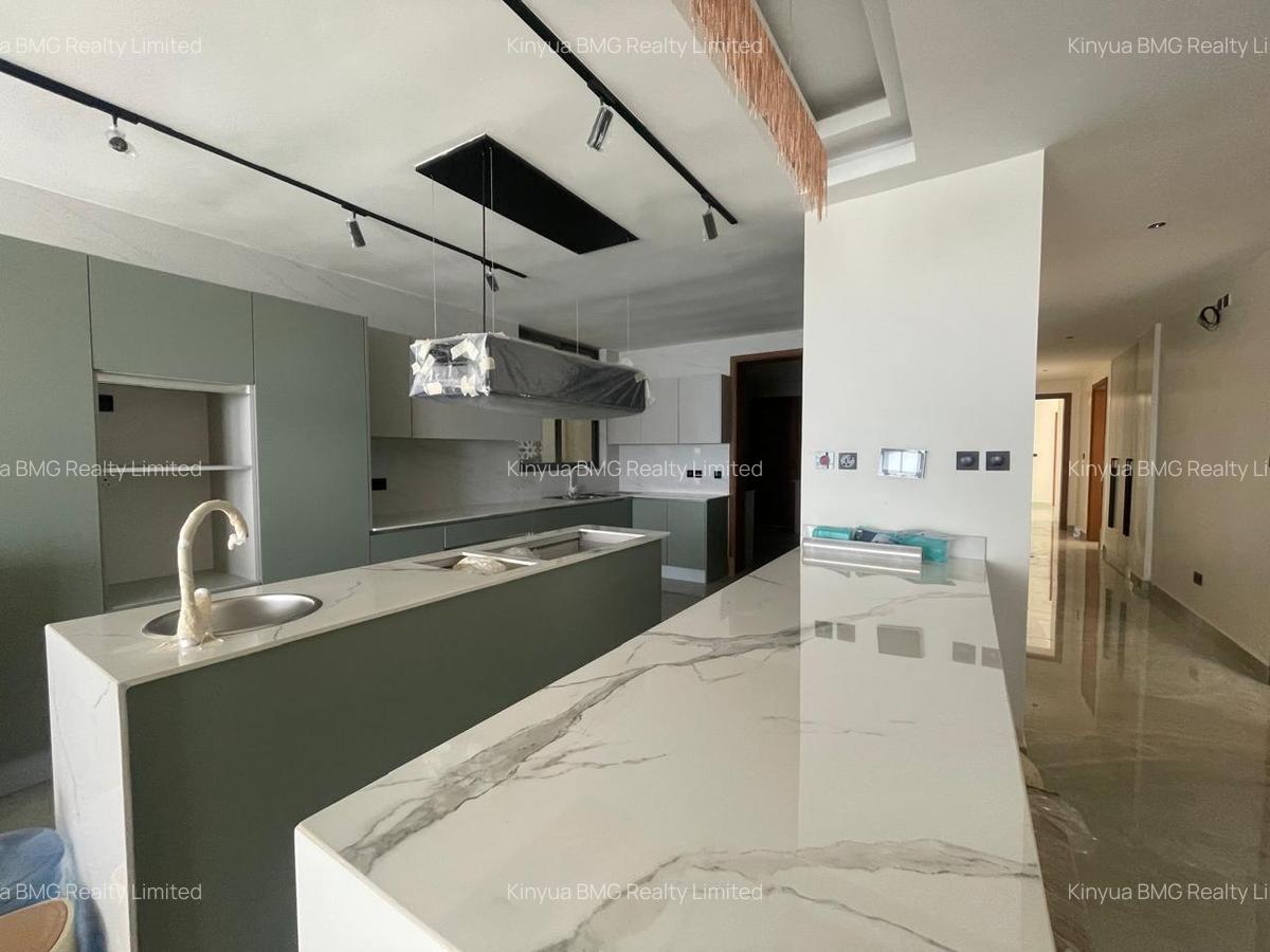 Serviced 3 Bed Apartment with En Suite in Nyali Area - 13