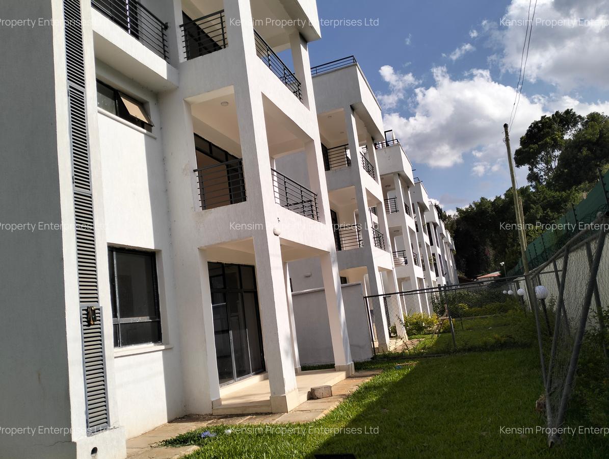 4 Bed Townhouse with En Suite in Lavington - 15