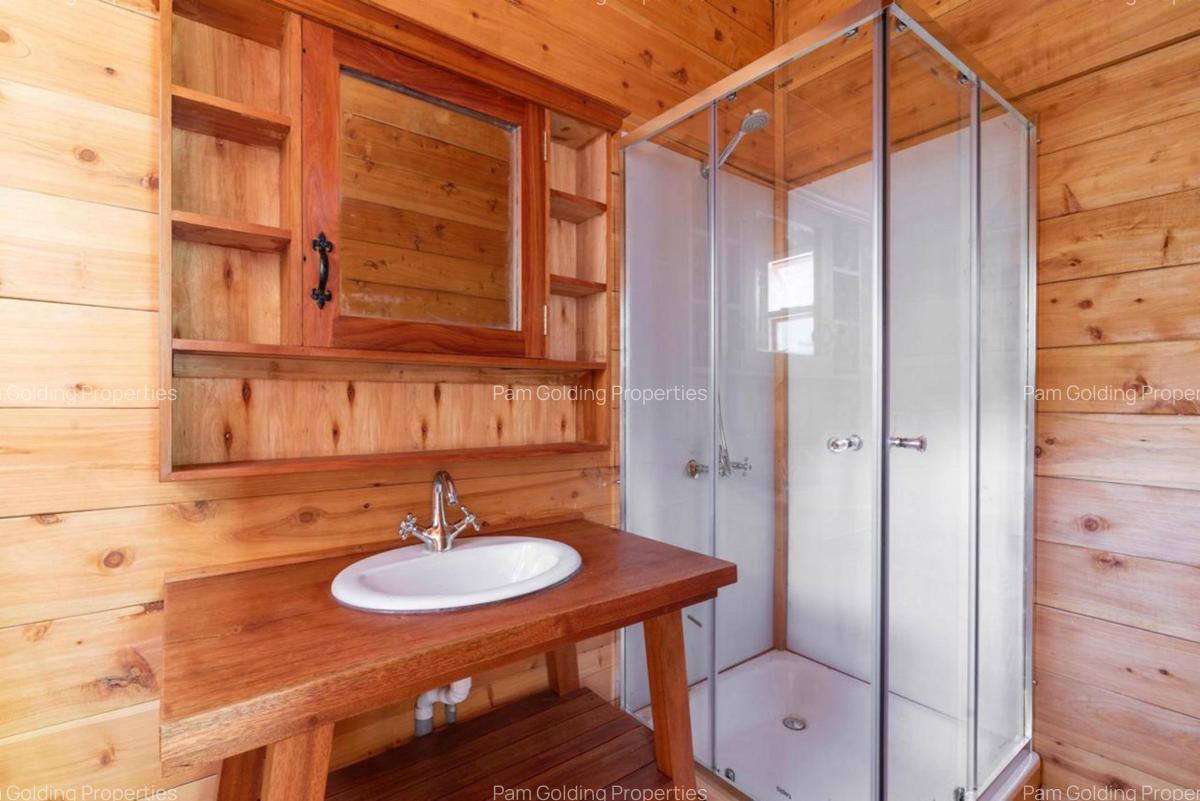 2 Bed House with En Suite in Karen - 5