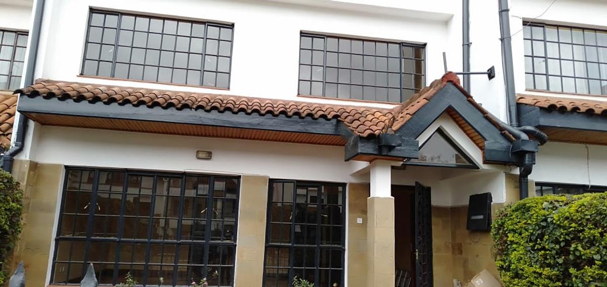 5 Bed Townhouse with En Suite at Westlands - 1