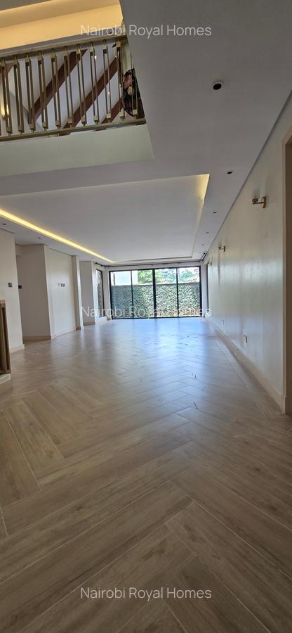 5 Bed Townhouse with En Suite at Lavington Green - 10