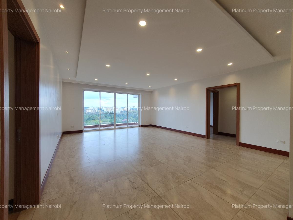 3 Bed Apartment with En Suite at City Park Drive - 2