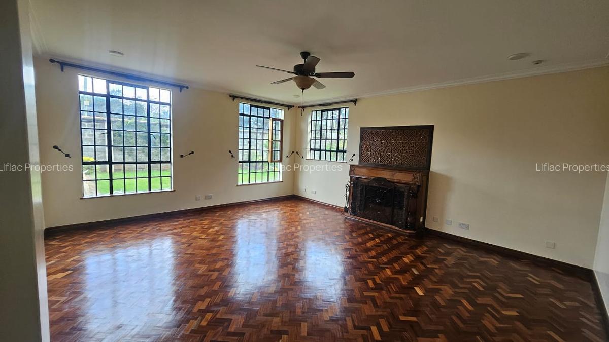 4 Bed House with En Suite in Runda - 4