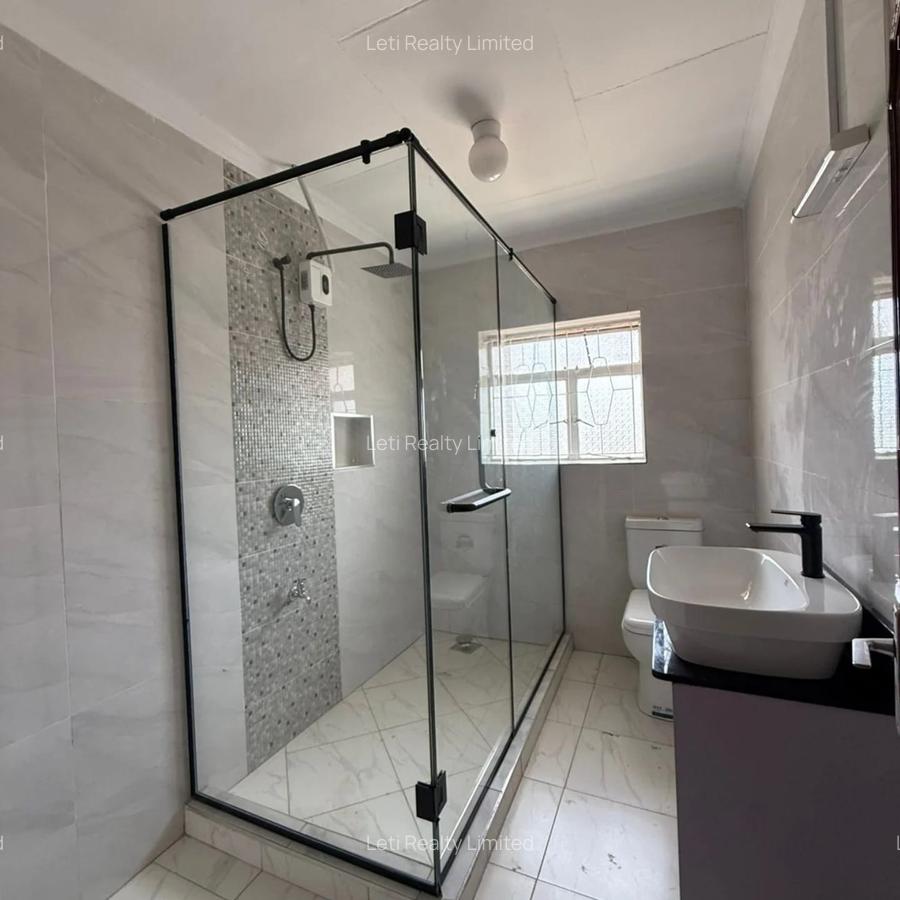 4 Bed Townhouse with En Suite in Kilimani - 6
