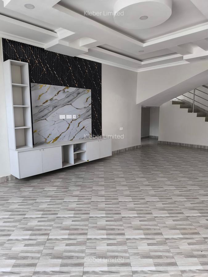 4 Bed House with En Suite in Ruiru - 3