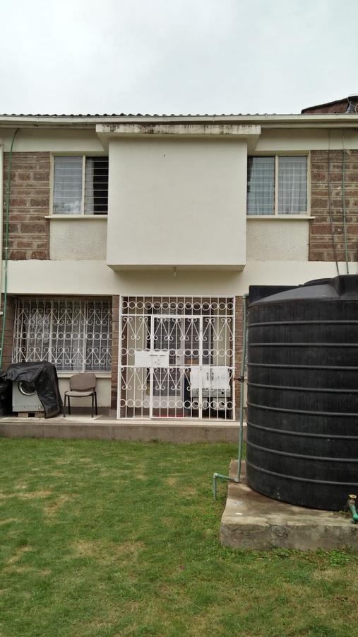 4 Bed Townhouse with En Suite at Oloitoktok Road - 8