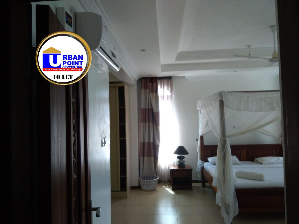 Furnished 3 Bed Apartment with En Suite in Nyali Area - 6