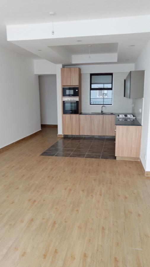 Serviced 2 Bed Apartment with En Suite in Kilimani - 2