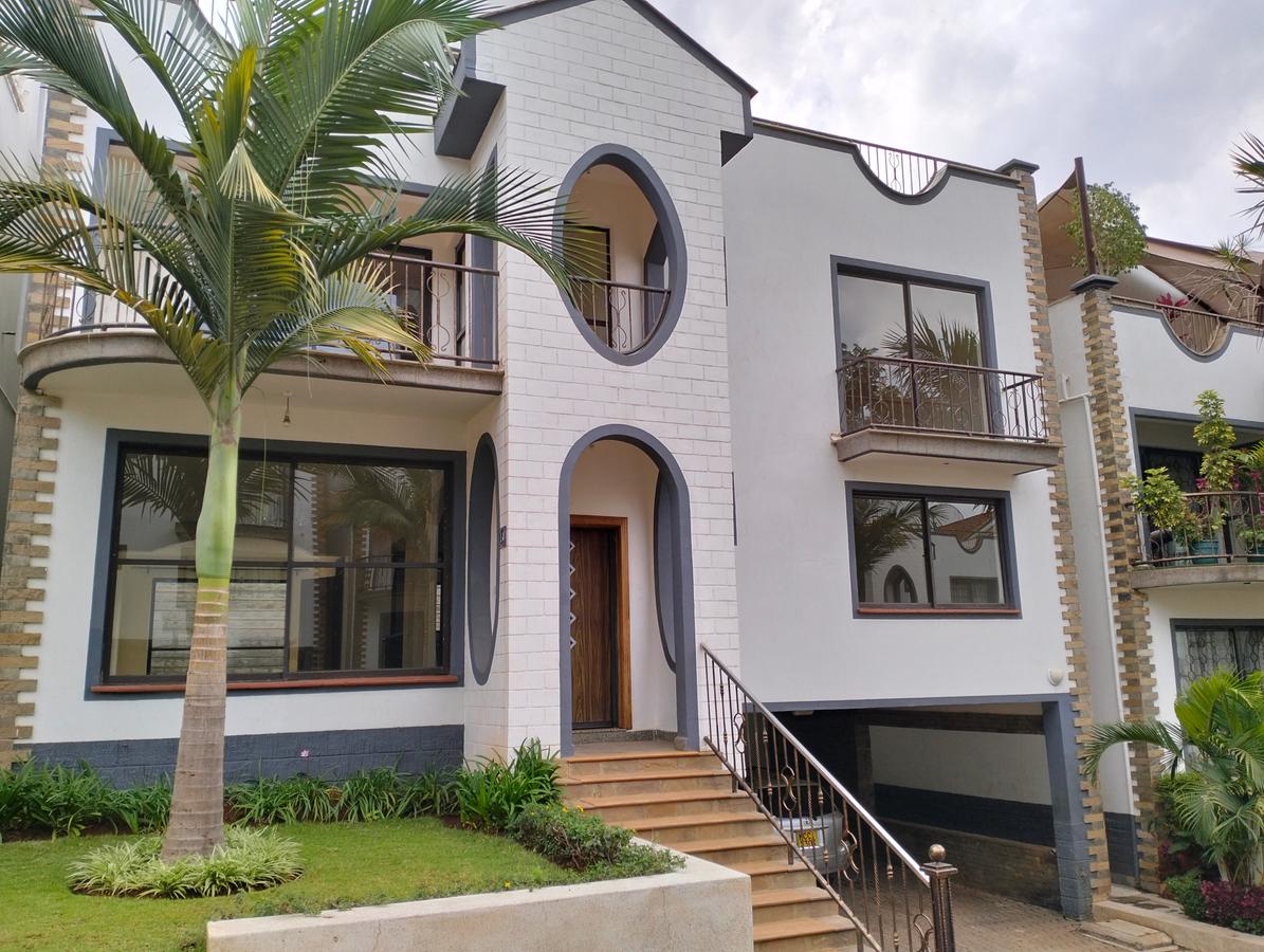 5 Bed Townhouse with En Suite in Westlands Area - 3