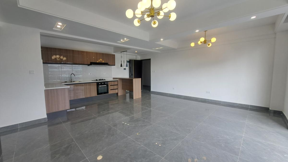 2 Bed Apartment with En Suite at Riverside Dr - 5