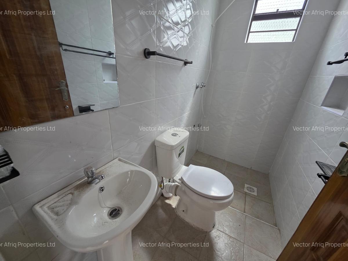 3 Bed House with En Suite in Kitengela - 4