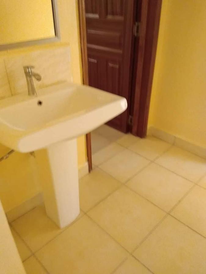 3 Bed House with En Suite in Kitengela - 10