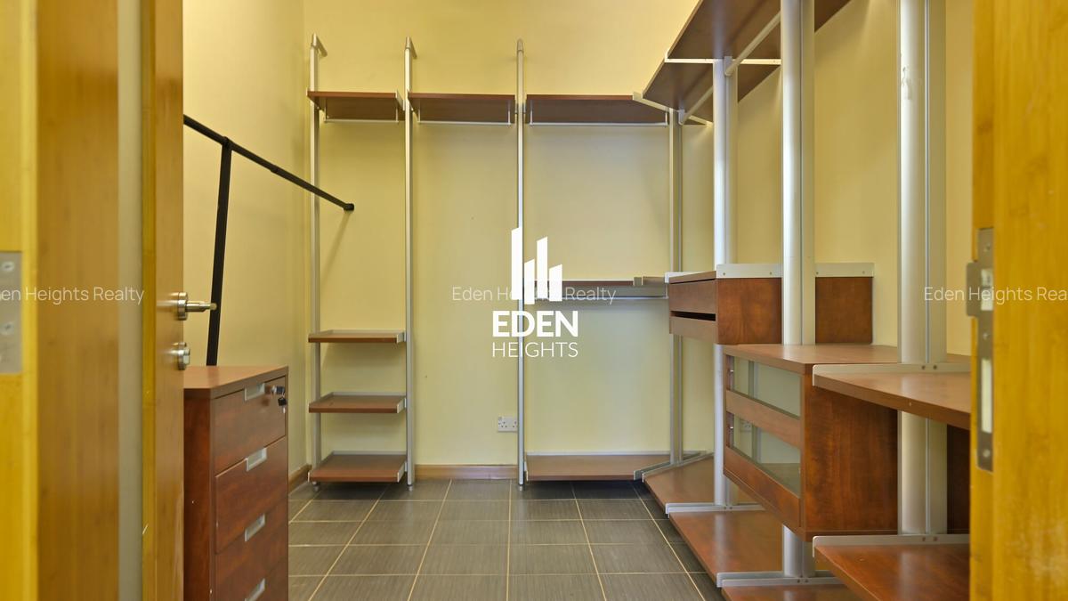 5 Bed Townhouse with En Suite in Kyuna - 15