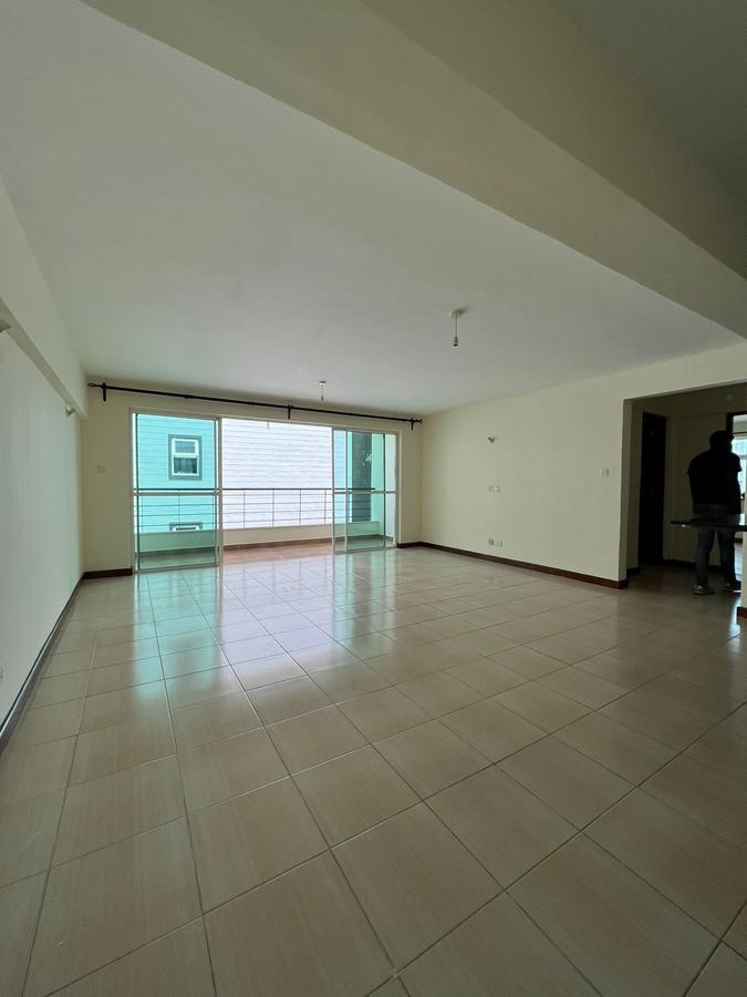 3 Bed Apartment with En Suite in Kileleshwa - 10