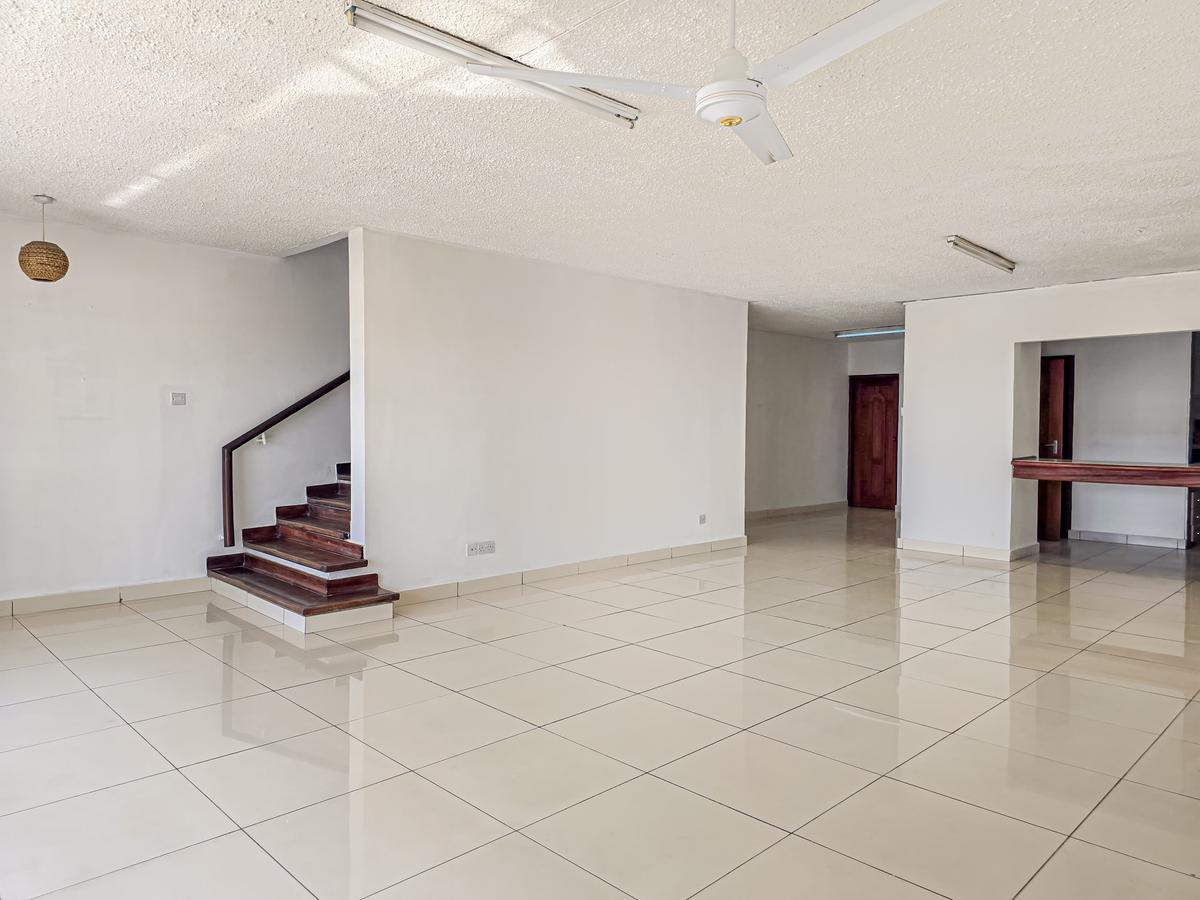 3 Bed Apartment in Mombasa CBD - 4