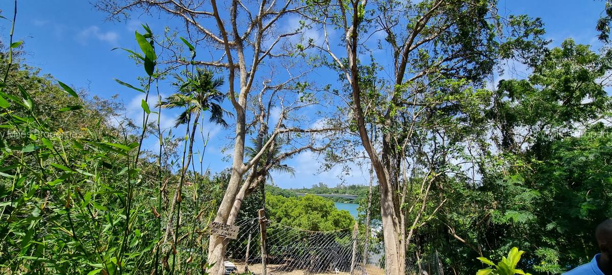 4.4 ac Land at Moorings - 4