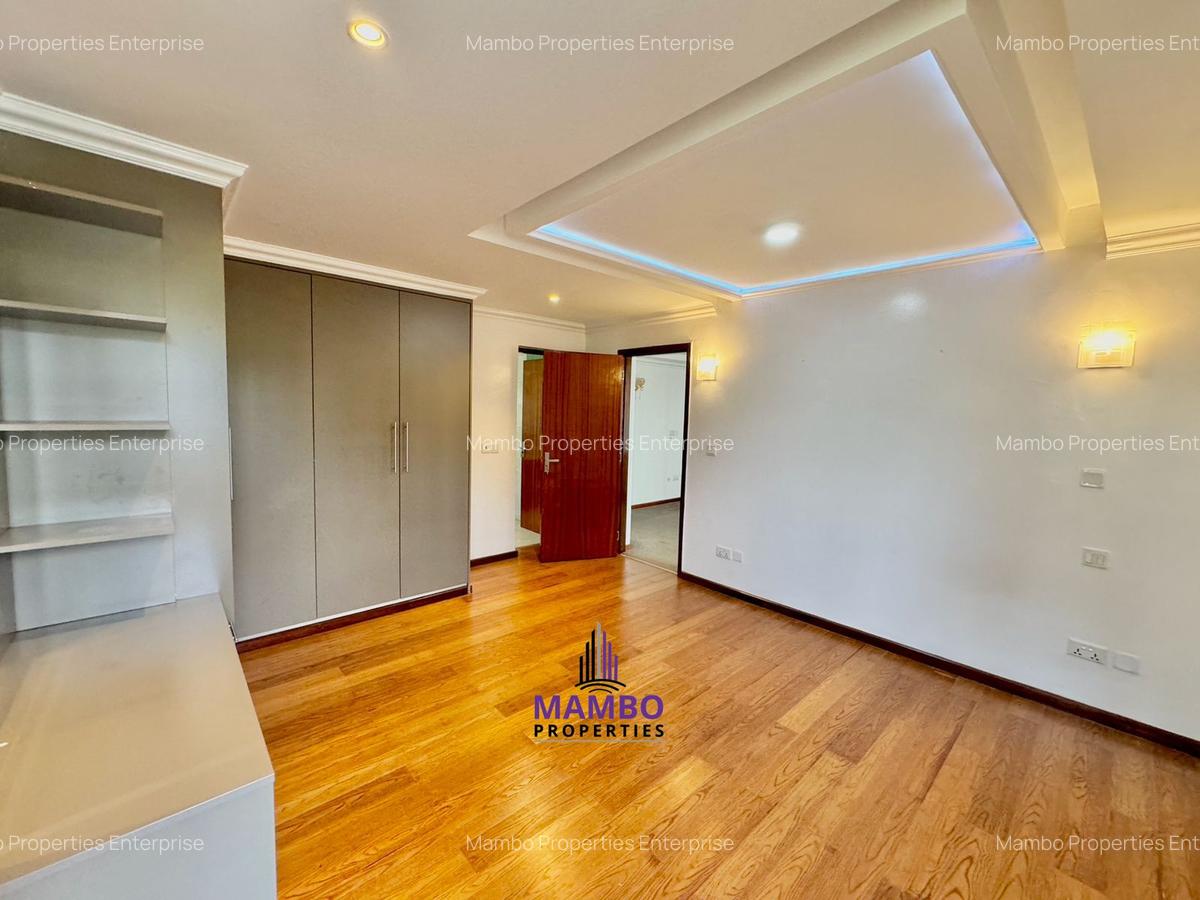 4 Bed Townhouse with En Suite at Westlands - 18