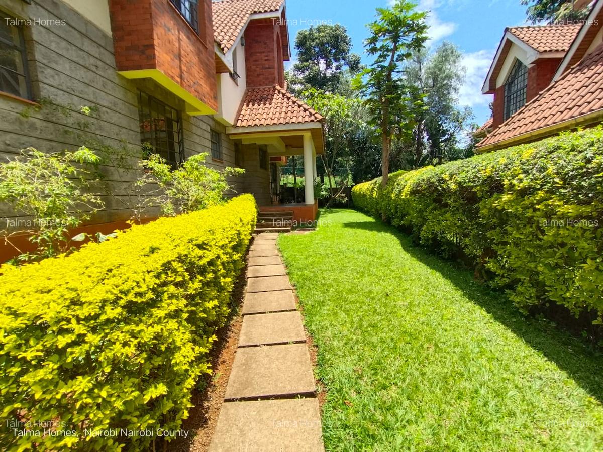 4 Bed Townhouse with En Suite at Off Convent Drive - 2