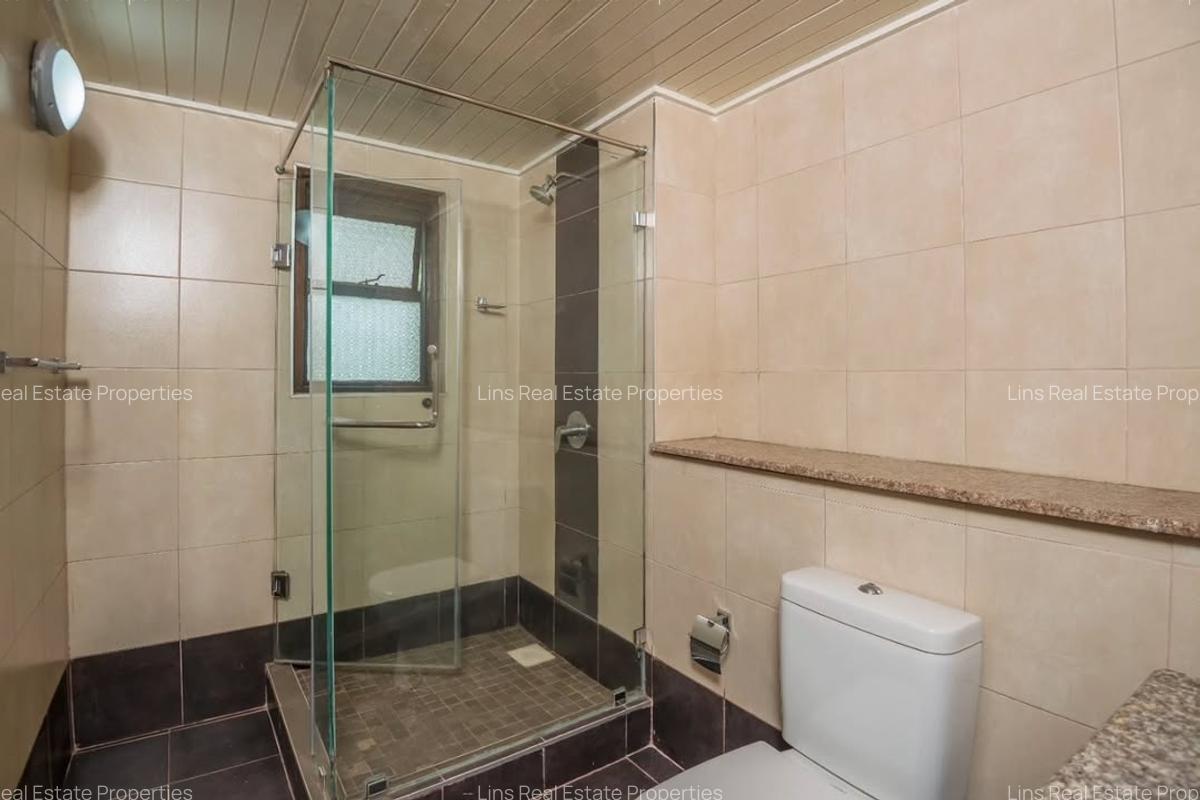 Serviced 4 Bed Apartment with En Suite in Riverside - 10