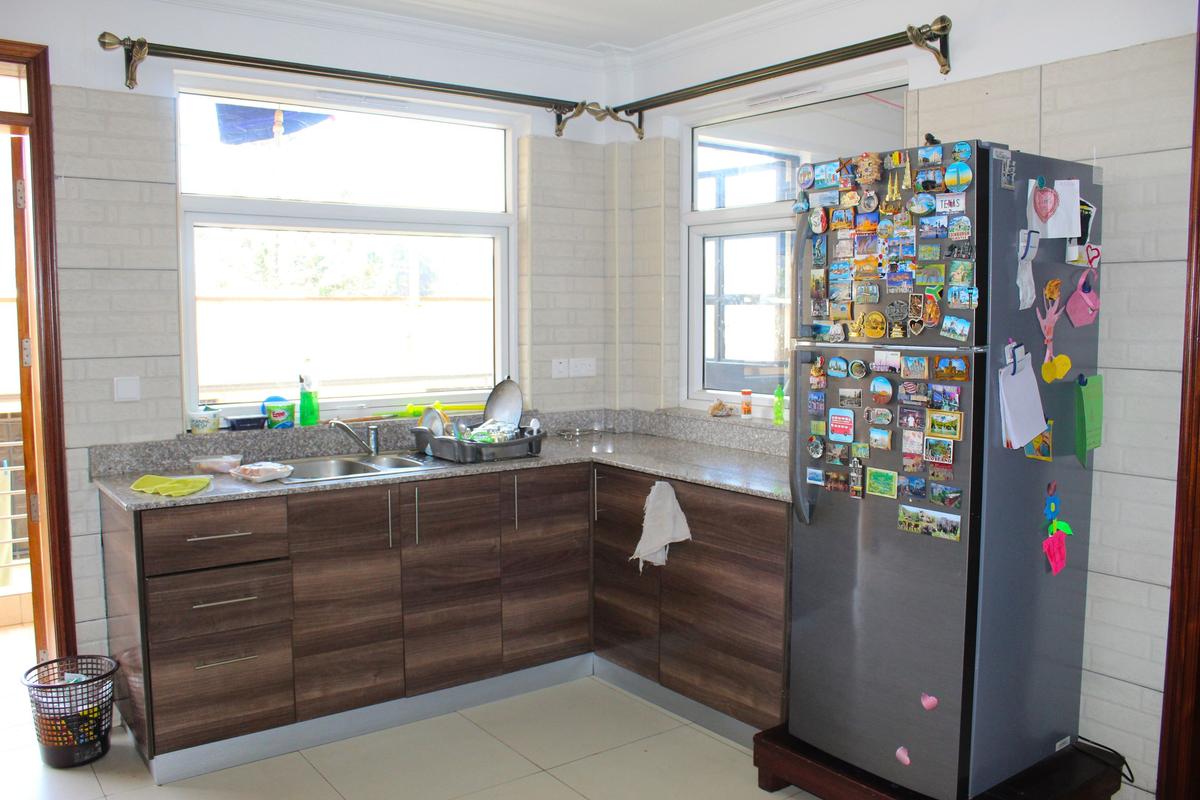 4 Bed Apartment with En Suite in Parklands - 14