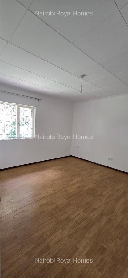 4 Bed House with En Suite at Kyuna Road - 19
