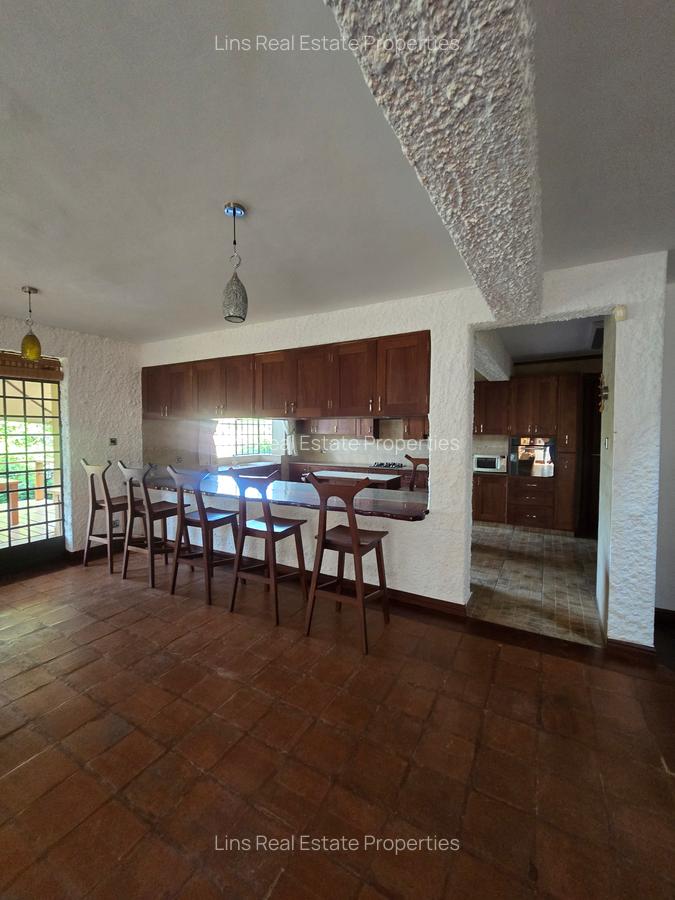 3 Bed Townhouse with En Suite in Spring Valley - 20