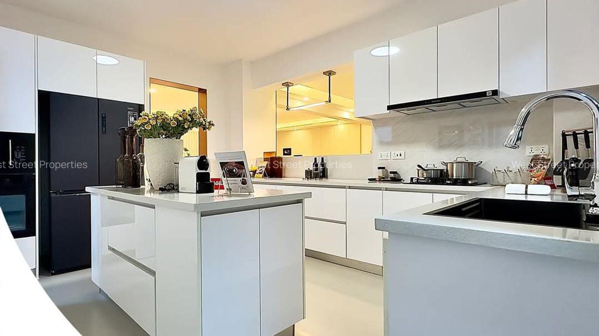 3 Bed Apartment with En Suite at Kilimani - 2