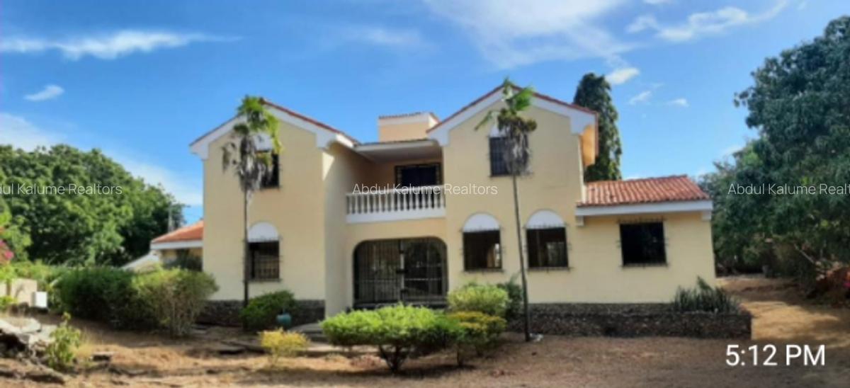 4 Bed House with En Suite at Nyali - 3
