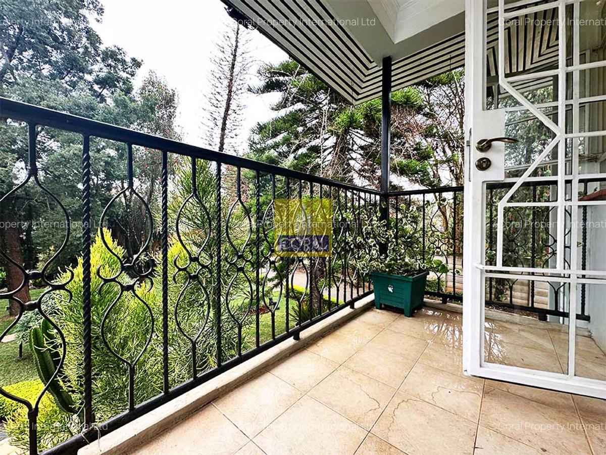 5 Bed House in Nyari - 13