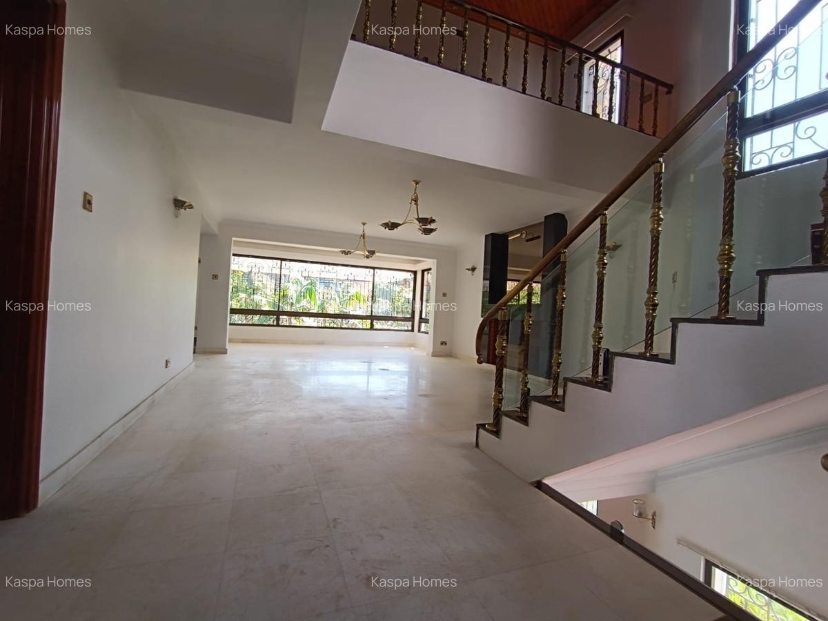 6 Bed House with En Suite in Gigiri - 13
