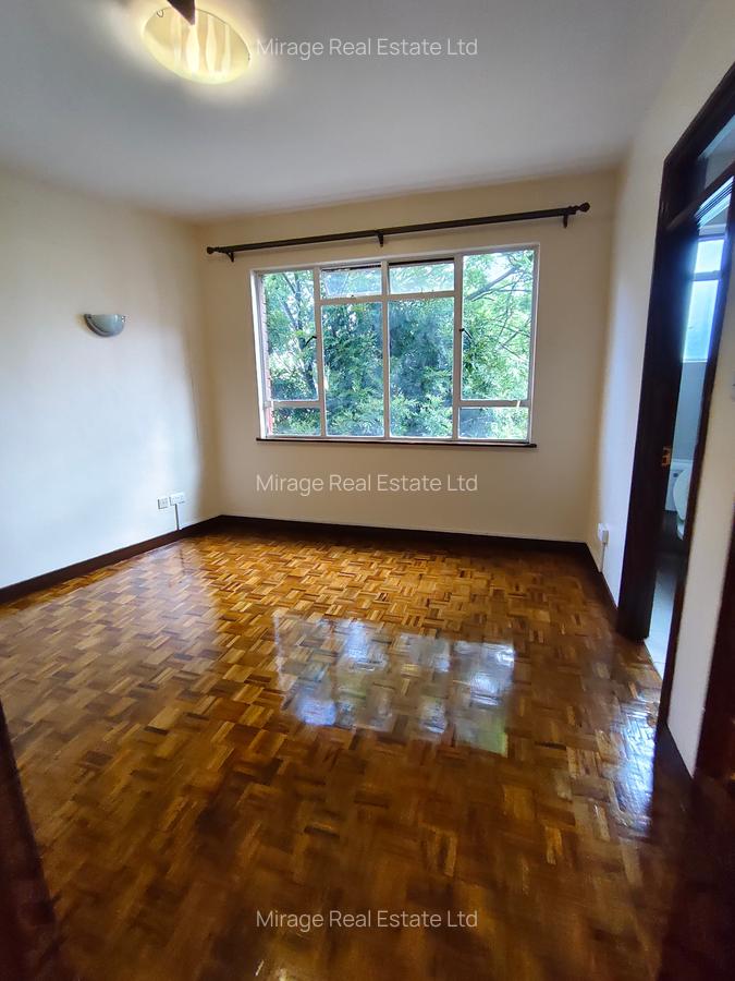 4 Bed Apartment with Borehole in Riverside - 12