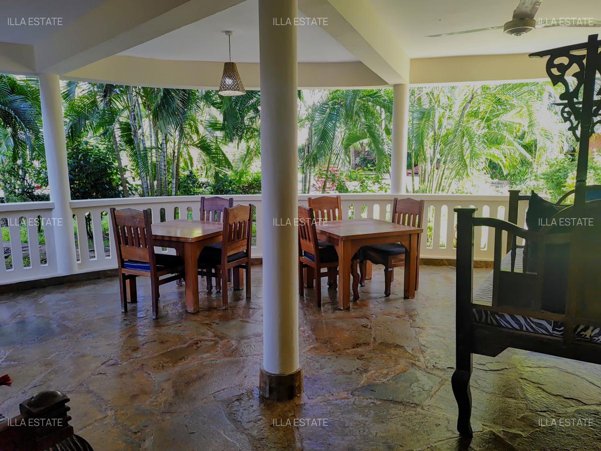 Serviced 2 Bed Apartment with En Suite at Diani Beach Road - 6