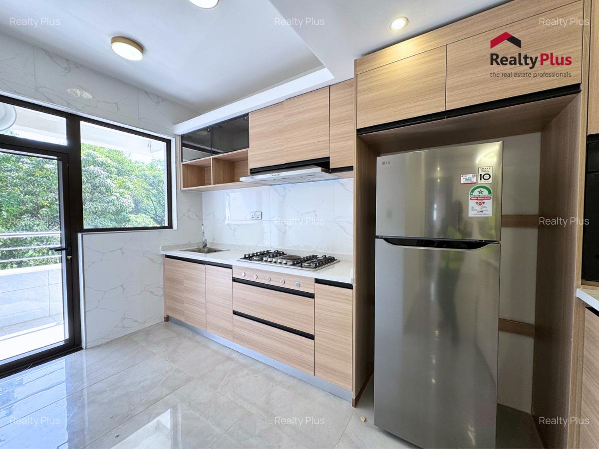 3 Bed Apartment with En Suite at Riverside Drive - 5