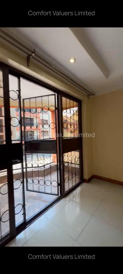 3 Bed Apartment with En Suite at Valley Arcade - 3