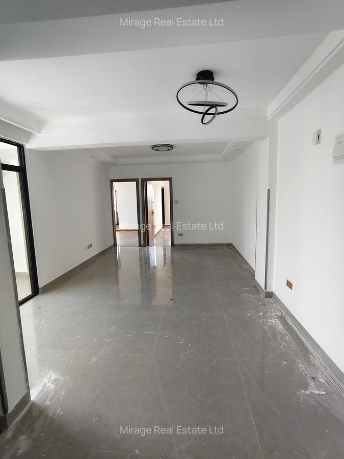 2 Bed Apartment with En Suite in Lavington - 17