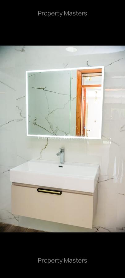 4 Bed Villa with En Suite at Millionaires Corner - 12