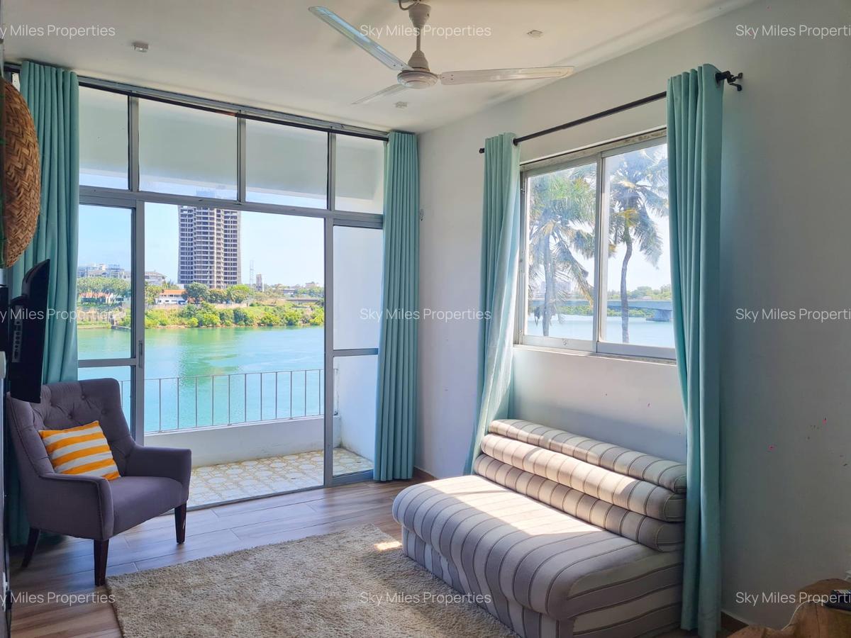 Serviced 8 Bed Apartment with En Suite at Tudor Creek - 5