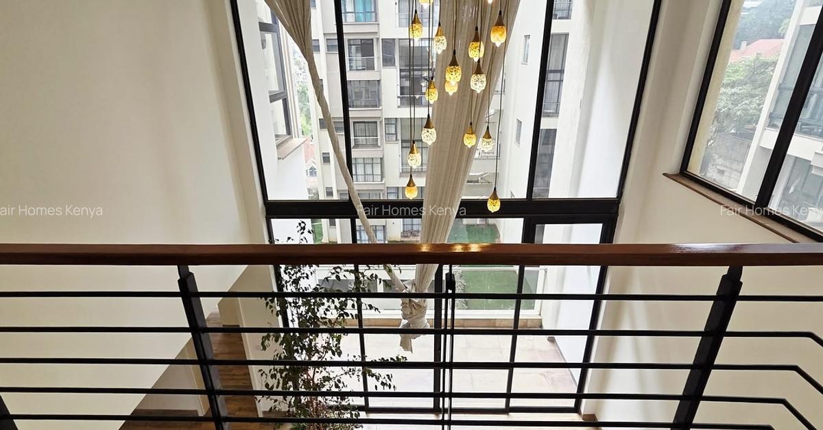 4 Bed Apartment with En Suite at Riverside Drive - 5