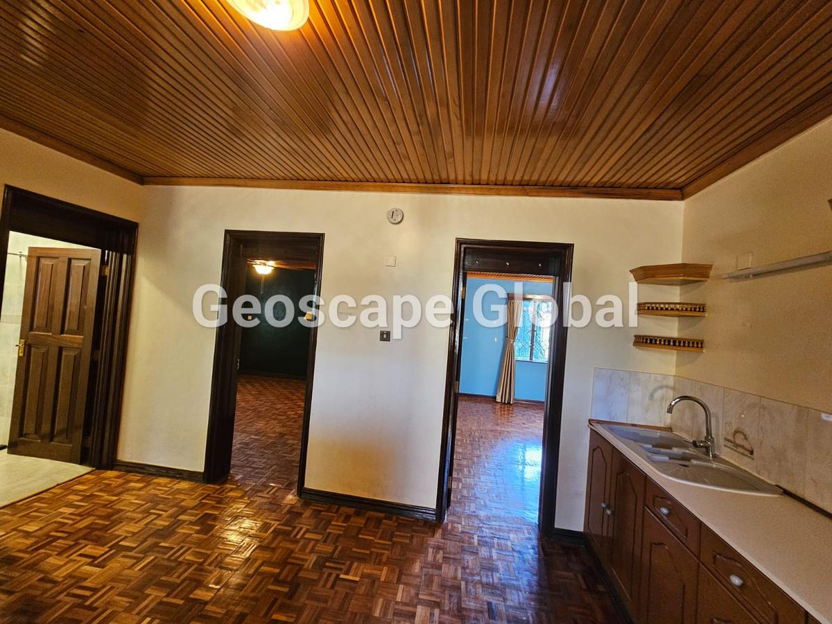 5 Bed House with En Suite in Runda - 6