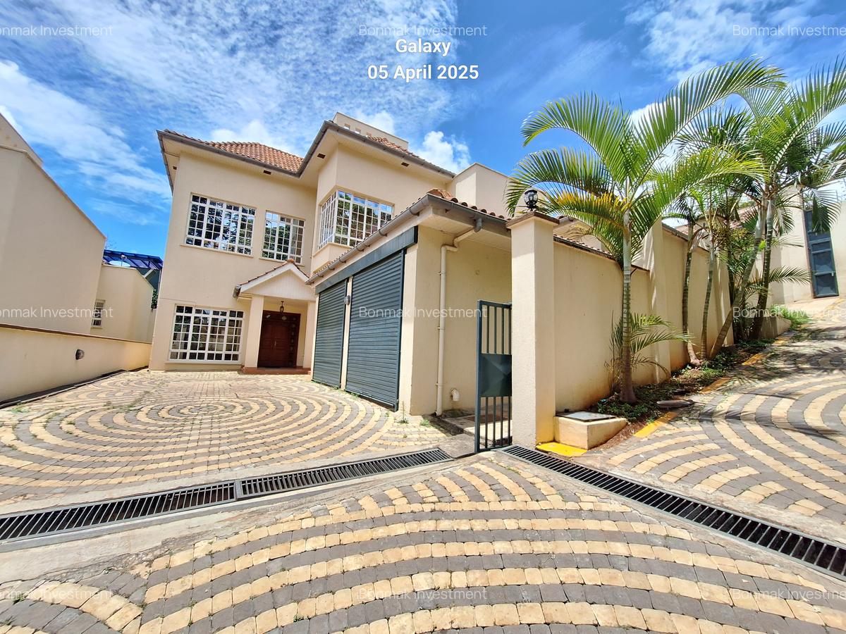 4 Bed Townhouse with En Suite at Kyuna Rise - 1