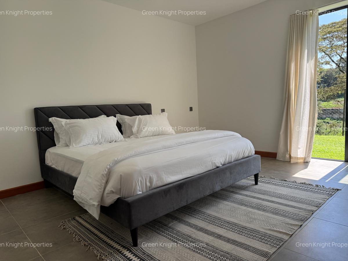 2 Bed Townhouse with En Suite in Karen - 13