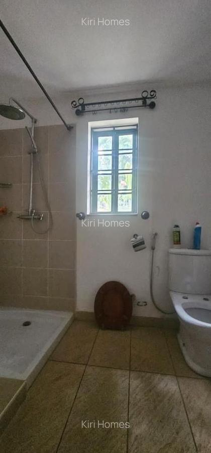 5 Bed Townhouse with En Suite in Kitisuru - 12