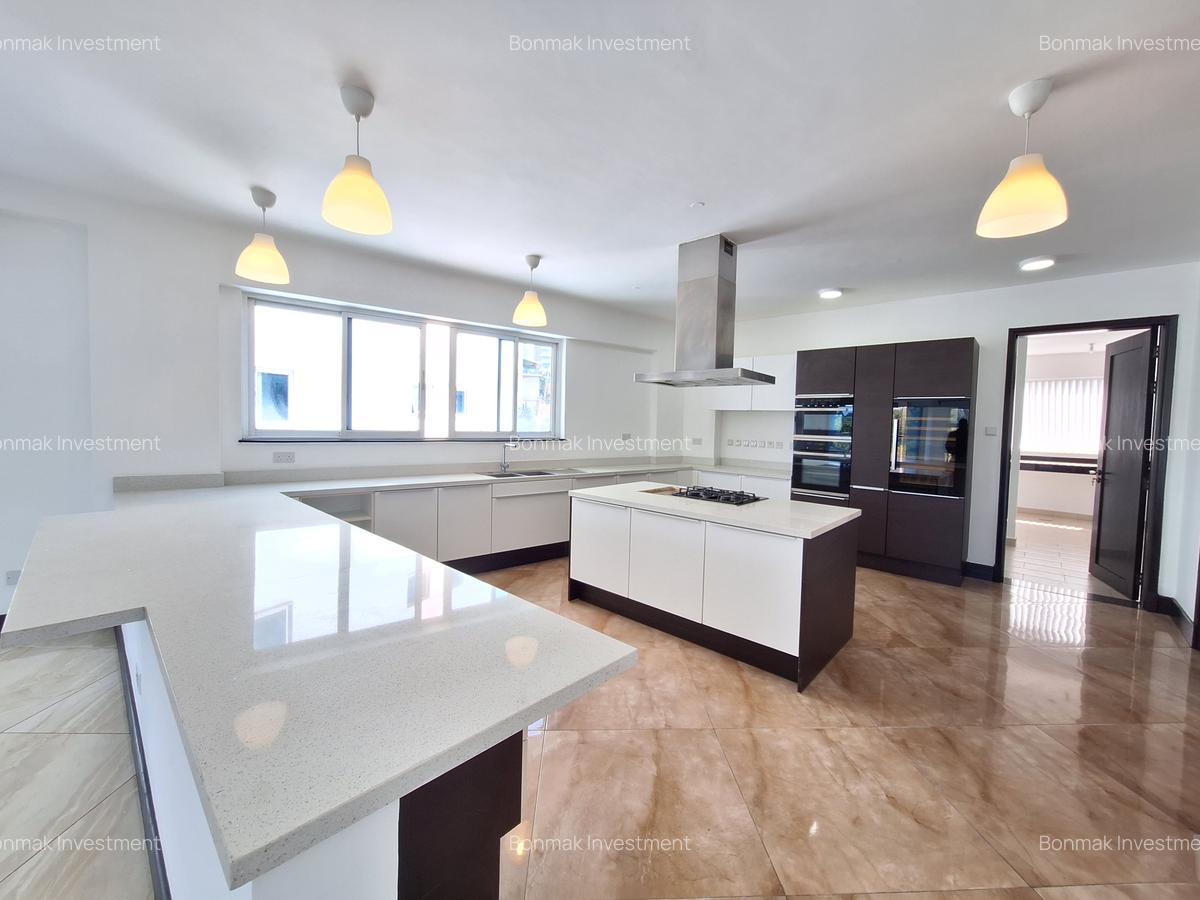 3 Bed Apartment with En Suite at One General Mathenege - 5