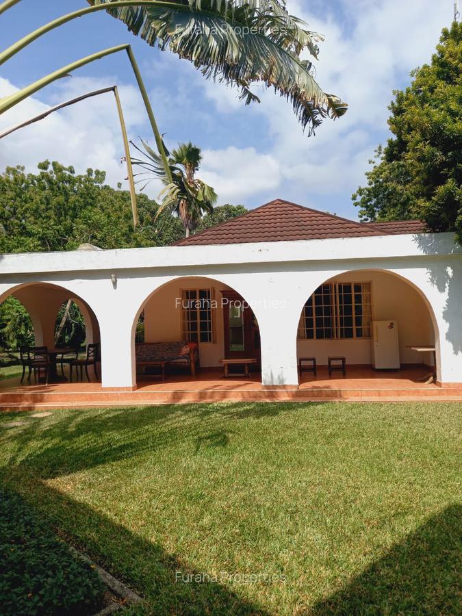 3 Bed House with En Suite in Nyali Area - 3