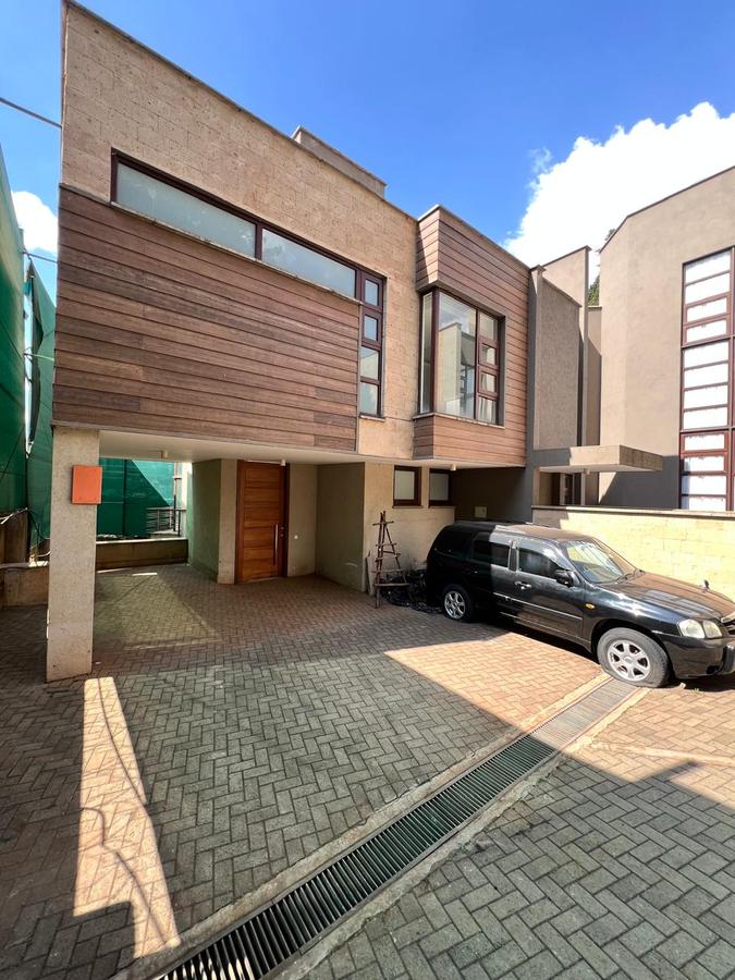 4 Bed Townhouse with En Suite in Lavington - 2